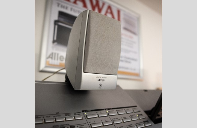 Used Yamaha Tyros 1 Keyboard With MS01 Speakers (SN:0008318) - Image 11